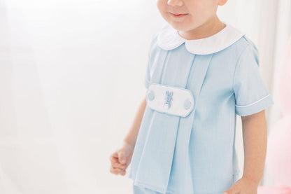 The Smocked Flamingo Apparel & Accessories 2 Tab Bullion Bunny Blue Linen Short Set