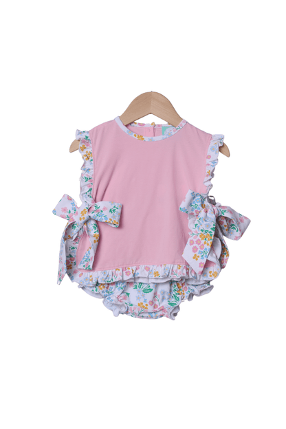 The Smocked Flamingo Apparel & Accessories Floral Knit Bow Apron Bloomer Set