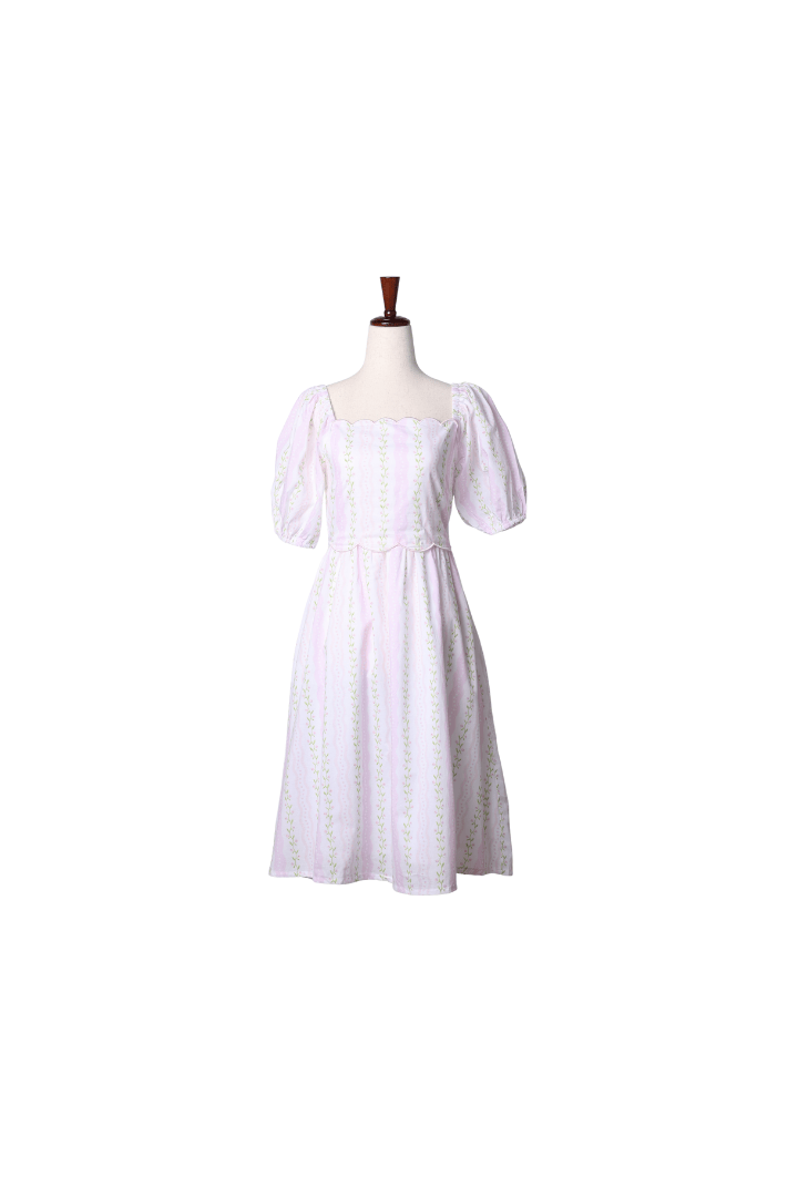 The Smocked Flamingo Apparel & Accessories Scalloped Floral Mom Dress