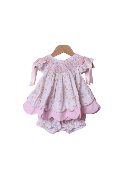 The Smocked Flamingo Apparel & Accessories Smocked Floral Pumpkins Scalloped Bloomer Set