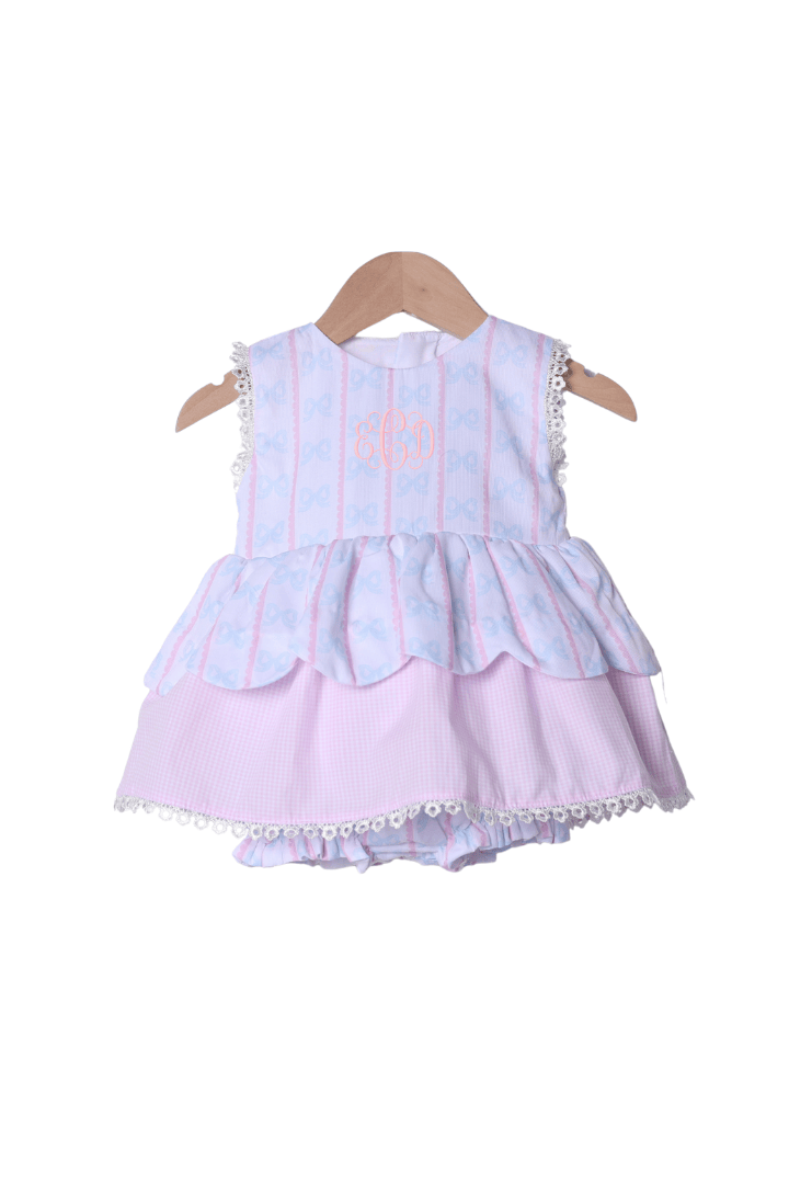 The Smocked Flamingo Apparel & Accessories Sweet Scalloped Bow Applique Bubble