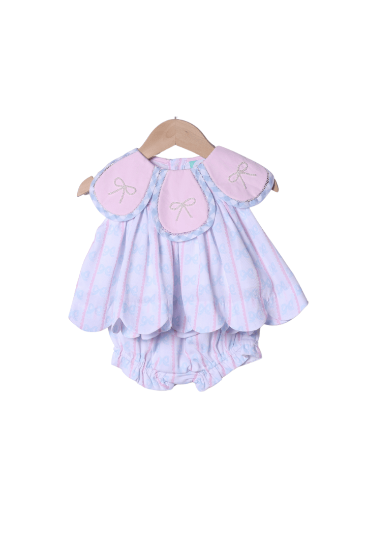 The Smocked Flamingo Apparel & Accessories Sweet Scalloped Pearl Bow Tulip Bloomer Set